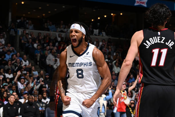 法甲卫冕冠军签下前灰熊凯尔特人锋线，他在NBA的情况不容乐观？